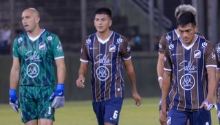 Juventud volvió a jugar bien, pero “la letra chica” le sumó otra derrota