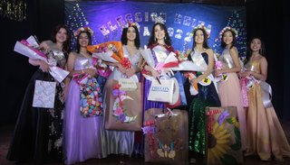 Sofía Romero fue elegida reina del Polivalente de Arte