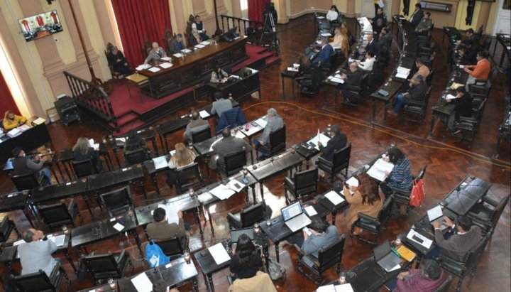 Diputados impulsan la suspensión de las PASO para el próximo año