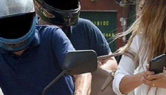 Robó una riñonera y le salió carísimo
