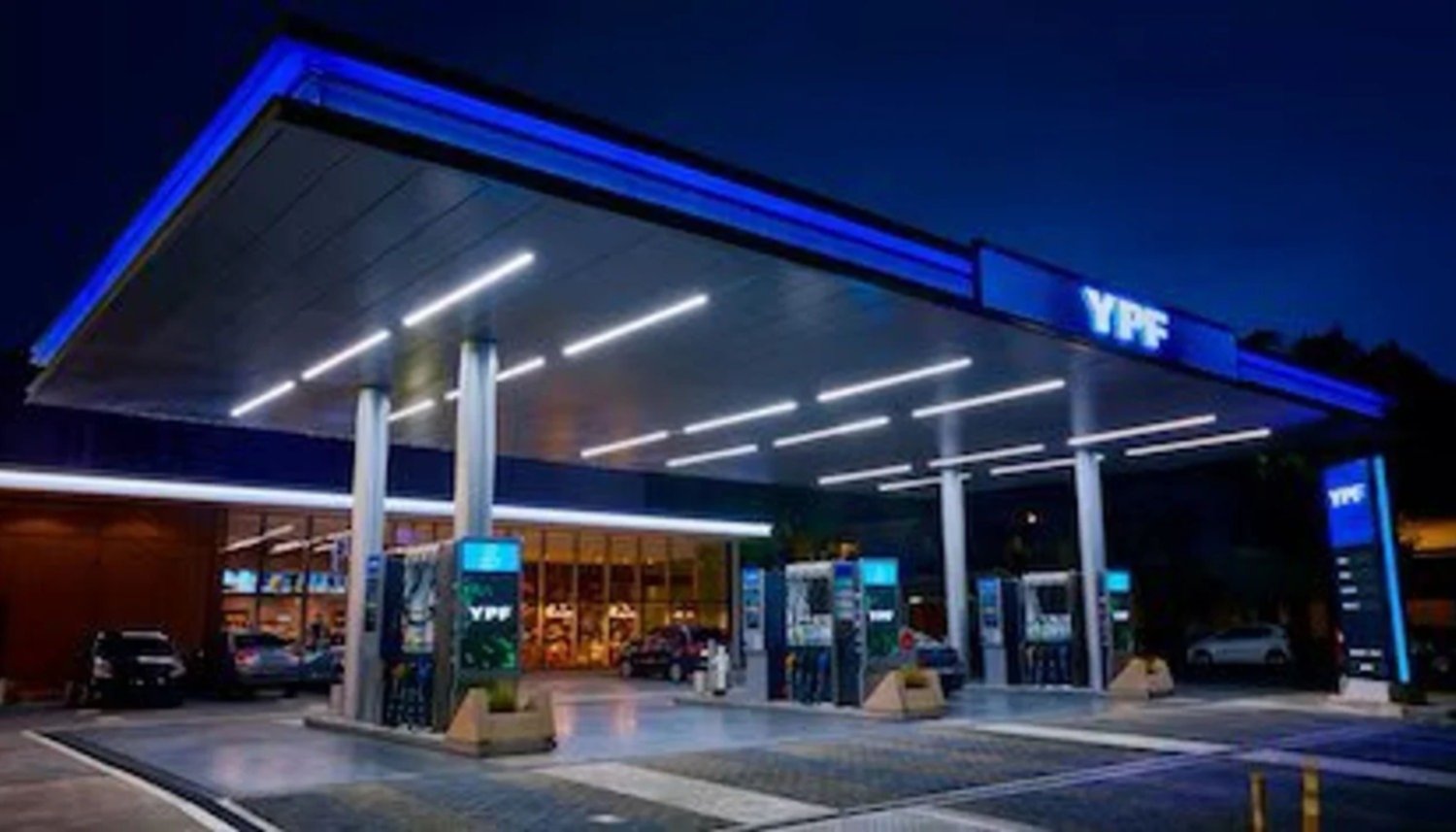 Descuento en combustibles: cómo funciona la rebaja nocturna de YPF y por qué no aplica en Salta