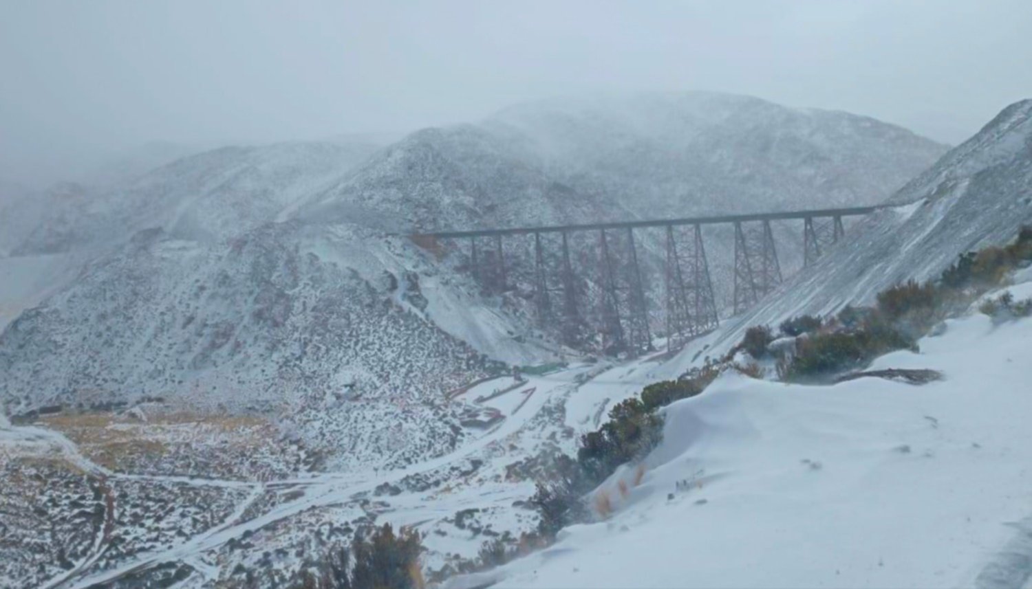 Nieve en la Puna y la ola polar hace tiritar a toda Salta: el invierno golpea con fuerza