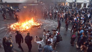 Protesta dejó 160 policías heridos y 70 detenidos