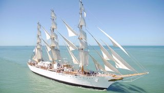 La Fragata en puerto inglés