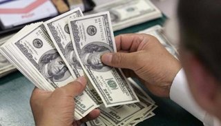 Tras el anuncio de Macri, el dólar sigue sin control
