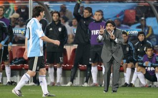 Diego Maradona se postuló para asumir en el seleccionado Argentino