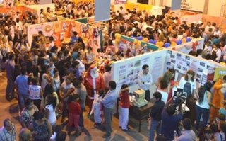 Artesanías, comidas regionales y música en vivo en la ruta 26