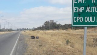 Cerrillos: Autopistas oscuras y con basurales