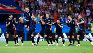 Croacia eliminó a Rusia por penales y avanzó a semifinales