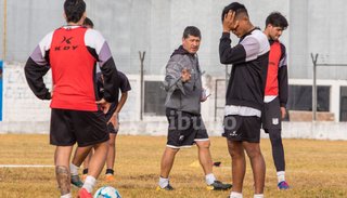 Ramón Apaza: “Solo nos falta definir el once titular”