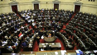 “Se puede elevar el número de diputados sin incrementar el gasto político”, dijo Alejandro Tullio