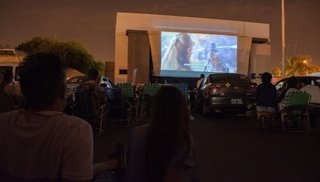 Hoy vuelve el autocine: se proyectarán "El rey león" y "La historia sin fin"