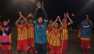 Mitre se quedó con el clásico y acecha