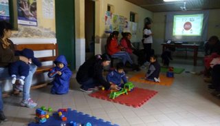 Charla sobre educación temprana