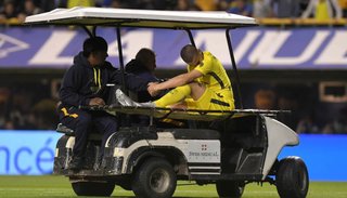 Una mala para Boca: a la sanción de Izquierdoz ahora se sumó la lesión de Benedetto