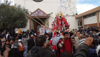 Masiva devoción a San Santiago Apóstol