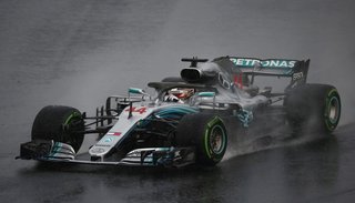 Hamilton llevó su Mercedes a lo más alto del podio en Hungría