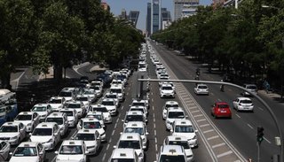 Huelga generalizada de los taxistas contra Uber