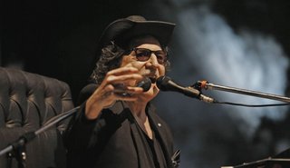 Video: Charly García insultó a Macri durante un recital en Córdoba