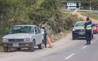 Corta total sobre la ruta 9, en el tramo que va desde La Caldera hasta el dique Campo Alegre