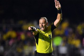 Las razones que dejaron al árbitro Pitana fuera de la final Brasil-Perú