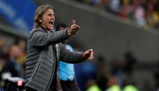 Gareca: “Amo a Argentina, pero acá tengo contrato”