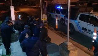 Había menores: Clausuran fiesta clandestina y arrestan a 62 personas en Los Molinos
