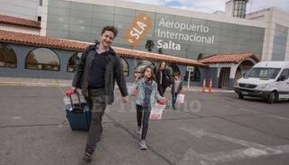 Al ritmo de zamba y chacarera arribaron los primeros turistas
