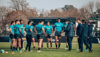 Ledesma probó con Figallo y Sánchez como titulares