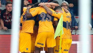 Triunfazo de Boca Juniors en Curitiba, y hasta con el VAR en contra