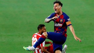 El gesto de Messi convulsionó a un Barcelona que ya se prendía fuego
