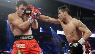 "Maravilla" Martínez adelanta su regreso al boxeo