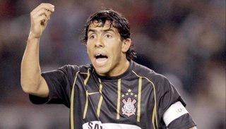 ¡Cuidado Boca! A Tevez también lo piden los hinchas del Corinthians