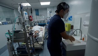 Confirmaron 36 muertes por coronavirus y 3.449 nuevos contagios en las últimas 24 horas