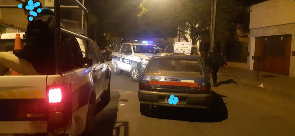Persecución y secuestro de dinero, celulares y marihuana- Persecución y secuestro de dinero, celulares y marihuana