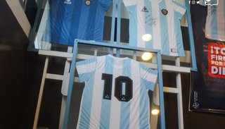 Gran demanda para la rifa de 3 camisetas