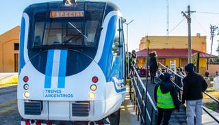 Los viajes regulares del tren urbano se inician desde hoy