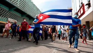 Inédita protesta contra el gobierno en Cuba
