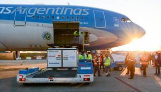 Con un nuevo arribo de vacunas, Argentina cuenta con casi 40 millones de dosis