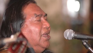 Tomás Lipán llega con huaynos, zambas, bailecitos y carnavalitos.