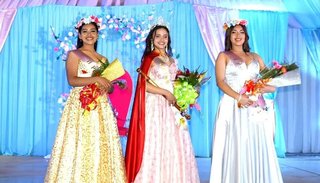 Colegio Cristo Rey proclamó a su reina