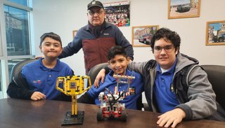 Chicos jujeños premiados en certamen de robótica