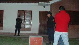 Asalto armado en una casa del barrio San Carlos