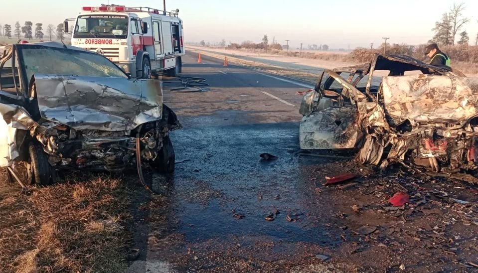 Tragedia Vial En Santa Fe: Murieron Cinco Personas En Un Choque Frontal ...