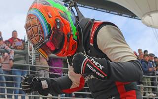 Matías Rossi se quedó con el "Desafío de las Estrellas" del TC y le dio la primera victoria a Toyota