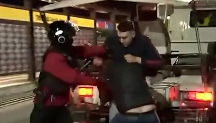 Pelea brutal en un control de alcoholemia en Palermo