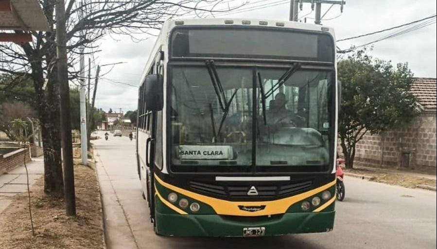 Rosario de la Frontera se quedó sin transporte urbano: "No sacamos ni para el gasoil", lamentó el dueño de la única empresa