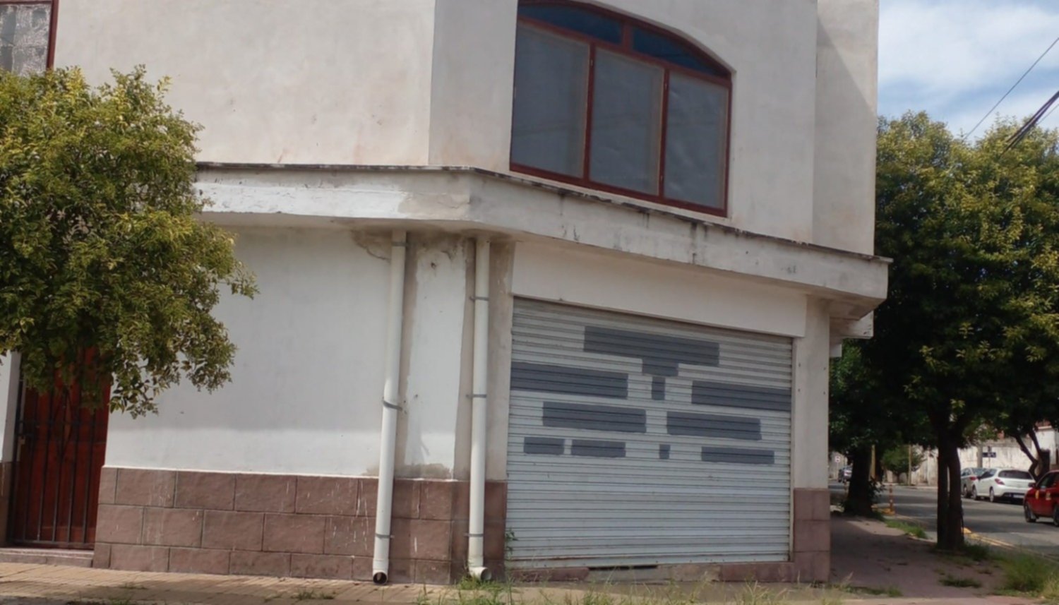 Denuncian estafa millonaria por parte de una empresa de piscinas: hay más de 35 víctimas