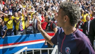 Neymar: “Vengo a París para ganar títulos”