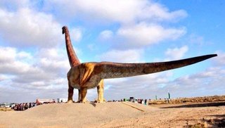Video: el dinosaurio más grande que habitó la Tierra vivía en la Patagonia